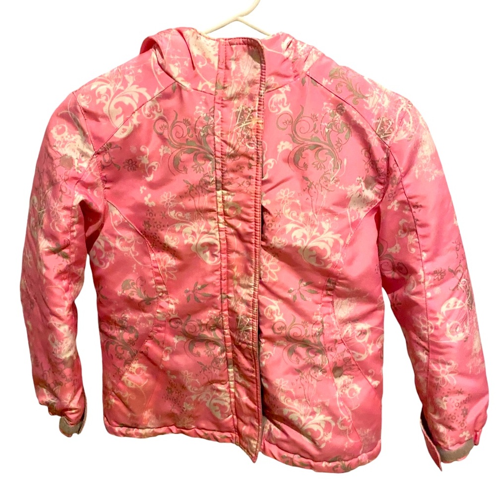 Girls’ Pink Snowflake Faded Glory Lined Winter Coat with Hood Size S (6-6X)